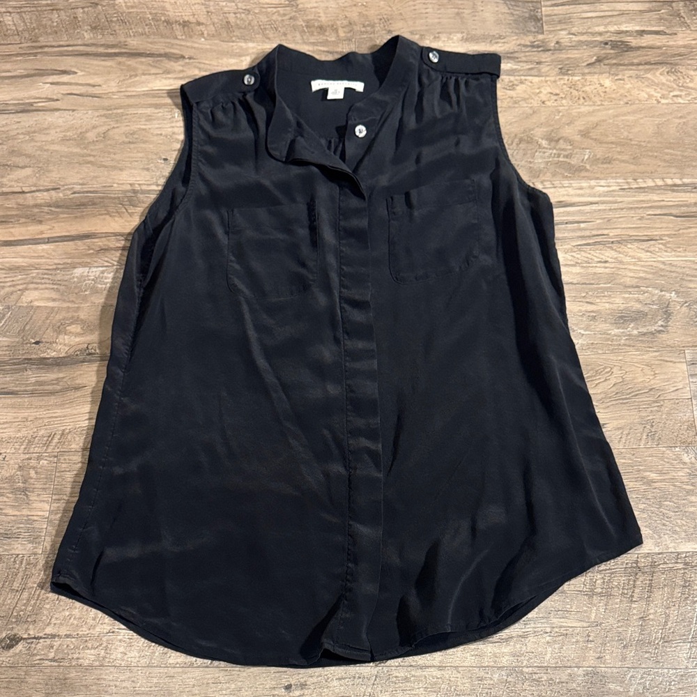 Banana Republic 100% Silk Black Sleeveless Blouse - Size 10